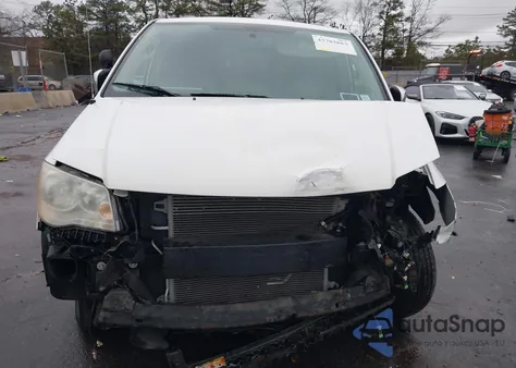 2013 Chrysler Town & Country Touring-L z USA, uszkodzony, nr VIN 2C4RC1CG1DR623829